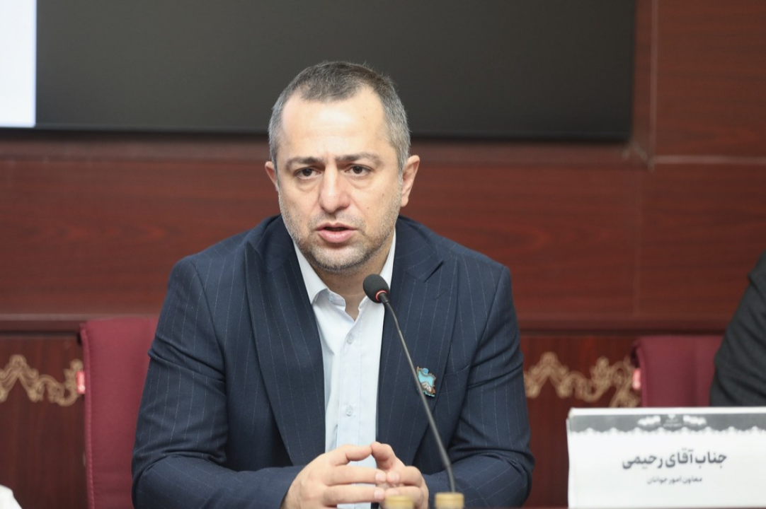 مجلس مشورتی جوانان تمرین حکمرانی برای نسل آینده است